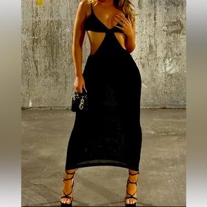 Walk on the Beach Maxi Dress - Black